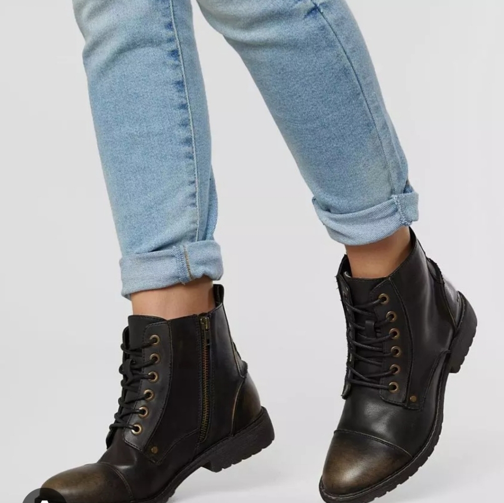 BILLABONG Combat Boots 8